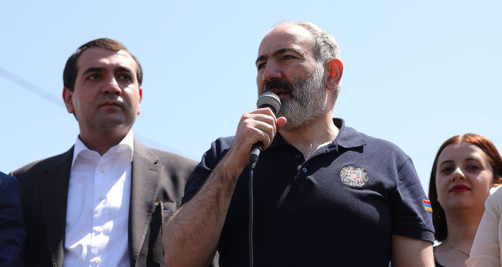 Paşinyan: Oğlumu esirlerle takas etmeye hazırım